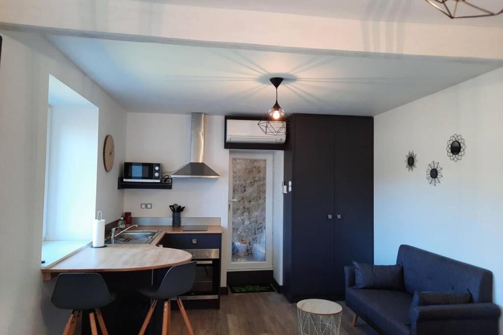 Studio Avec Vue Sur La Vezere Uzerche Kültér fotó